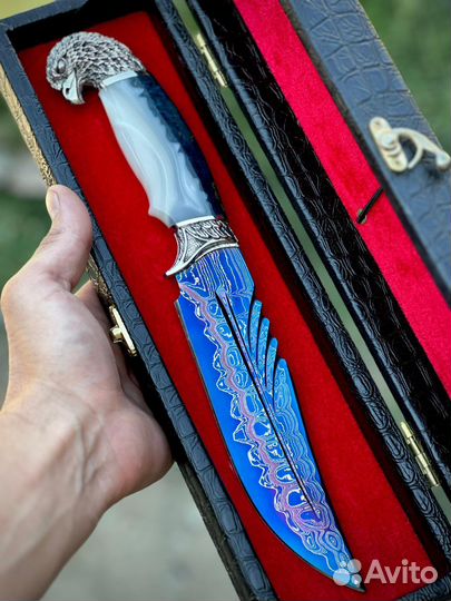 Нож из дамасской стали