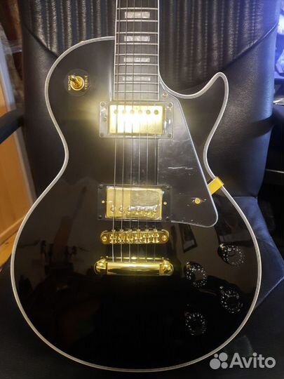 Gibson Les Paul Custom Black Gold(Ре