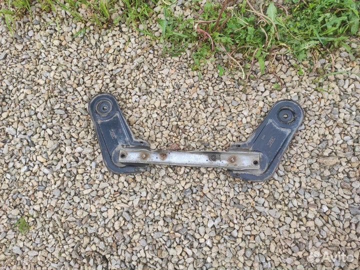 Кронштейн Opel Astra J хэтчбек 5дв. 1.6 2011