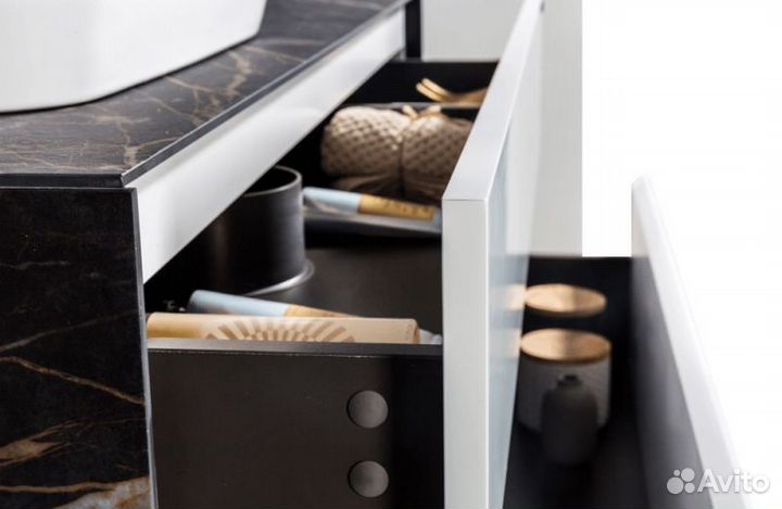 Комплект мебели для ванной Black&White Universe 9