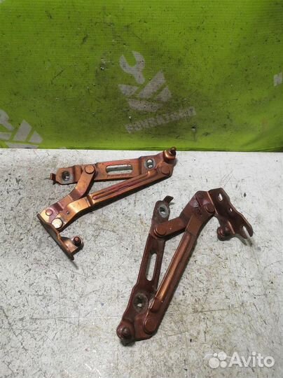 Петля крышки багажника Сеат Кордоба