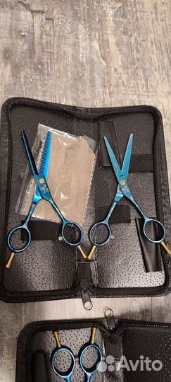 Набор парикмахерских ножниц