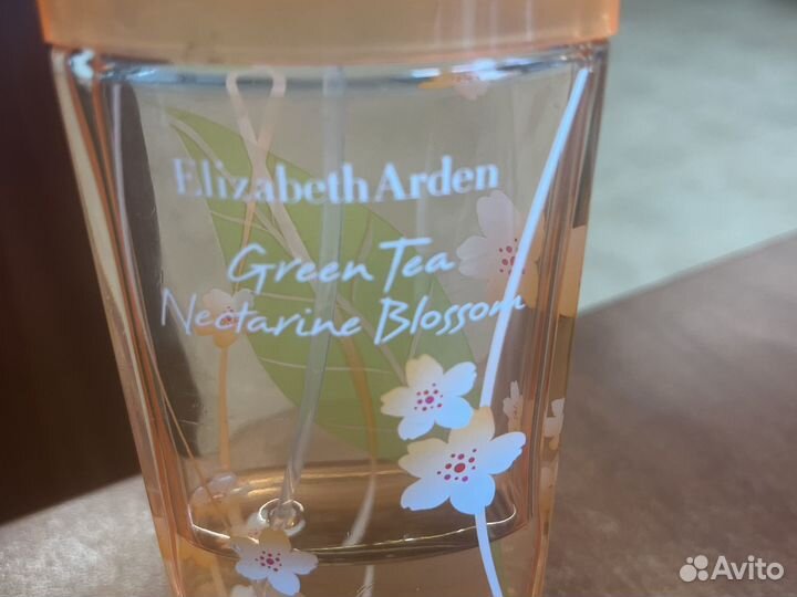 Туалетная Elizabeth Arden Nectarine Blossom