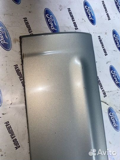 Молдинг двери задний левый