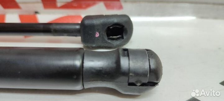 Амортизатор капота передний Toyota Camry ACV40