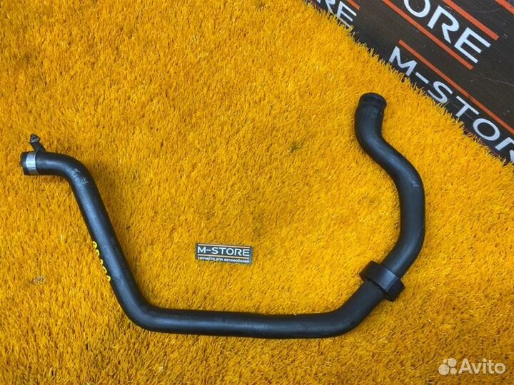 Патрубок системы охлаждения Mercedes-Benz M-Class