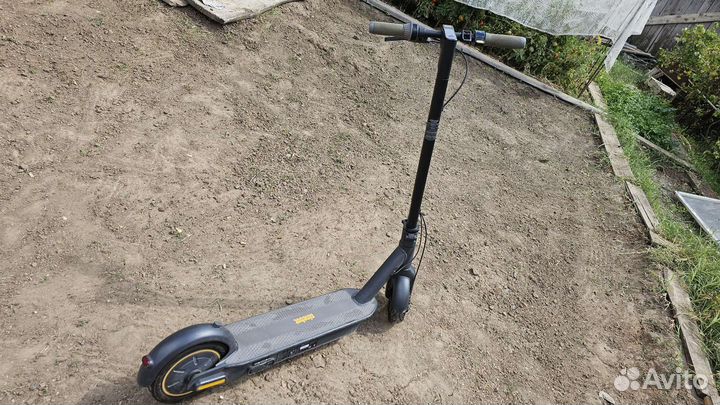 Ninebot kickscooter max g30p