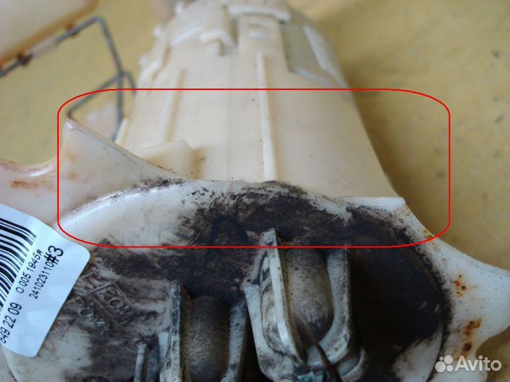 Бензонасос Nissan Cefiro A33