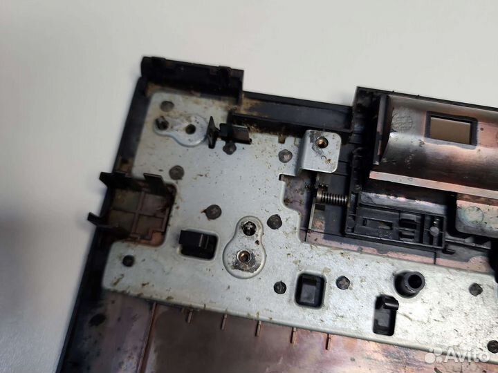 Поддон ноутбука 17-5000 P26E