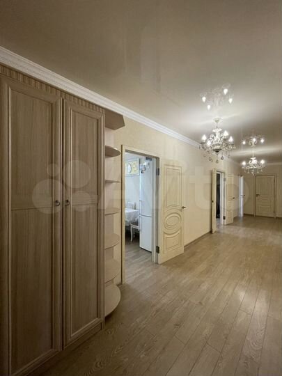 2-к. квартира, 78 м², 5/9 эт.