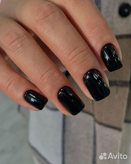 Маникюр и педикюр