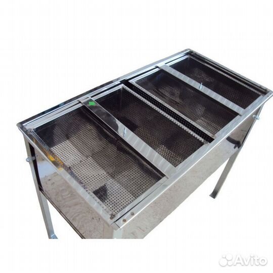 Стол для распечатки сотовых рамок PRO с 2-мя корзи