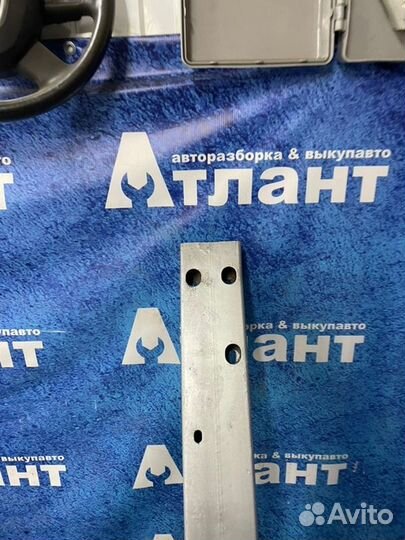 Усилитель бампера задний Dodge Caliber PM ECN 2009