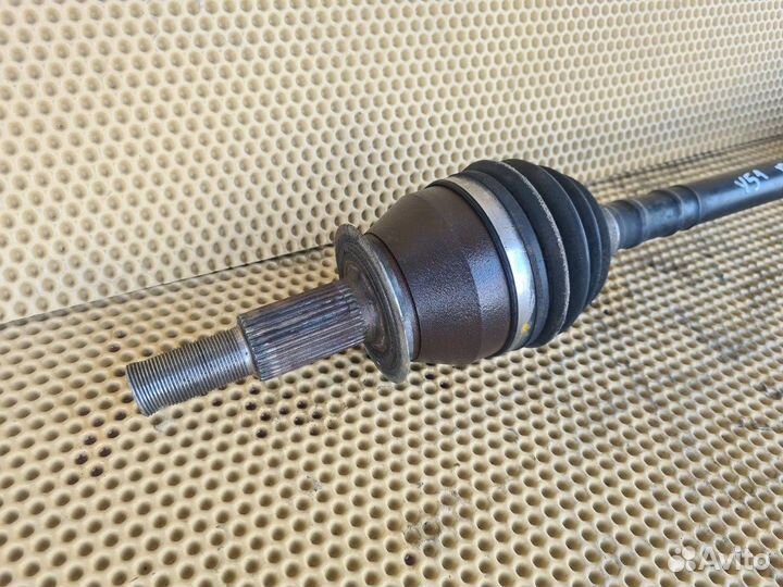 Привод задний левый Infiniti M25 M37 Q70 Y51