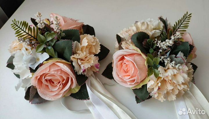 Свадебное украшение на машину