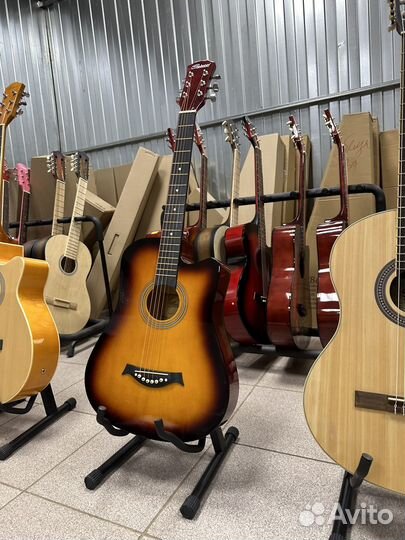 Акустическая гитара