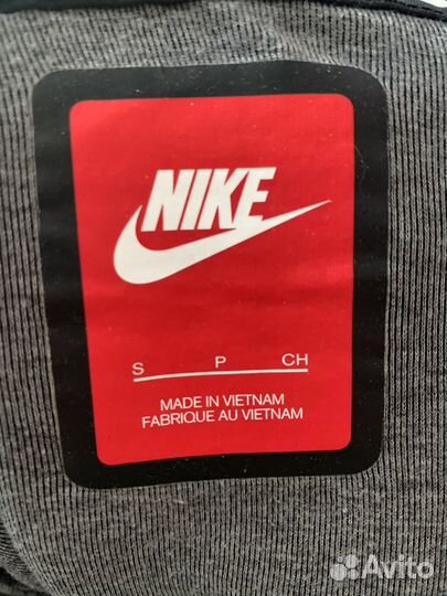Nike tech fleece windrunner