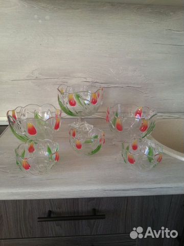 Набор посуды Красные тюльпаны