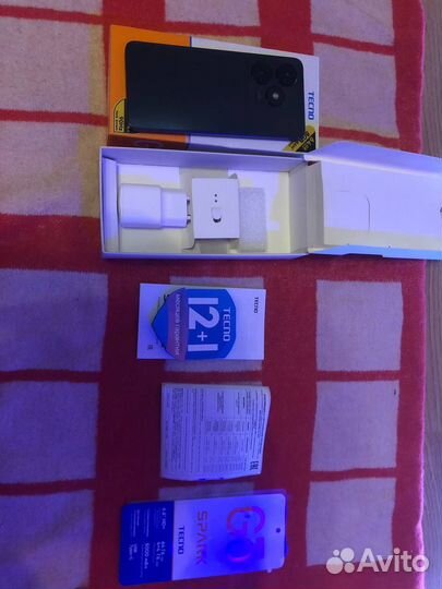 TECNO Spark Go 2024, 4/64 ГБ