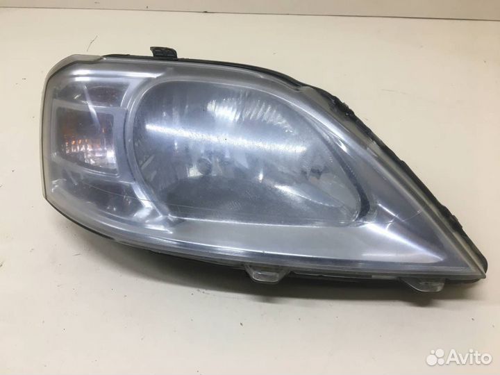Фара правая LADA Largus 2012