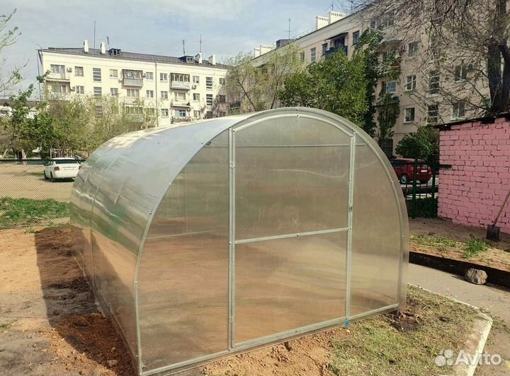 Теплица из поликарбоната