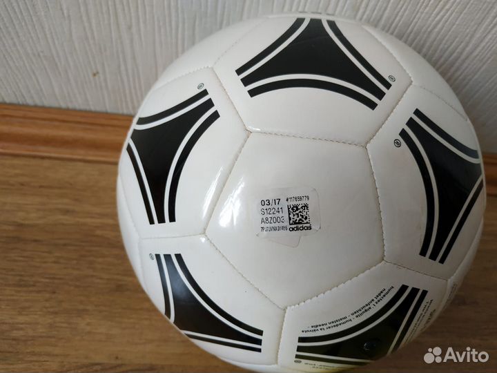 Футбольный мяч adidas нов.tango Glider s5 оригинал