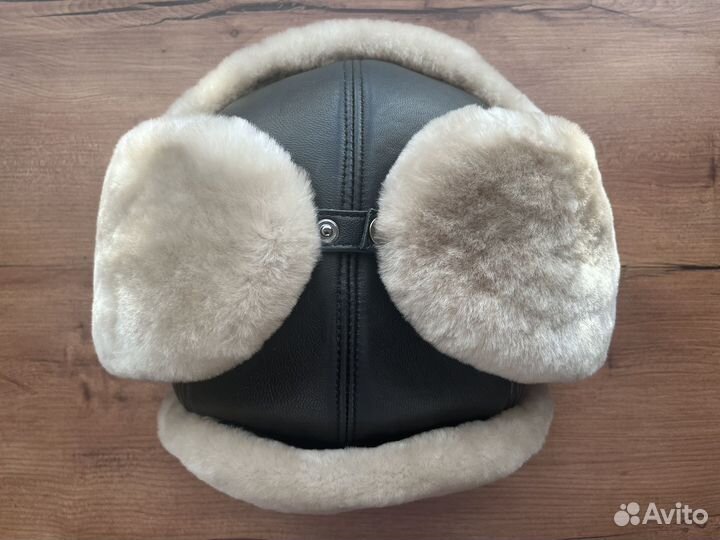 Мужская шапка-ушанка из мутона и кожи