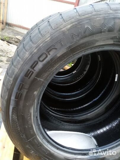 Dunlop SP Sport Maxx 225/65 R17