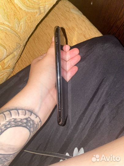 iPhone X, 256 ГБ