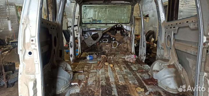 Кузов по частям Ниссан Серена с24