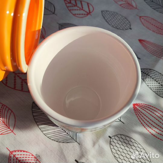Емкость фарфор новая