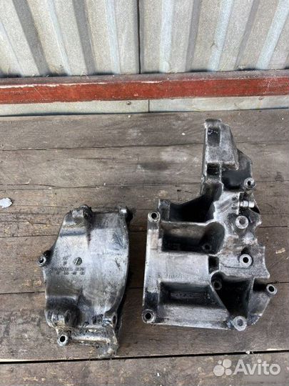 Кронштейны Mercedes-Benz E W210 1995-1999