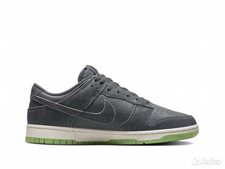 Nike dunk low halloween