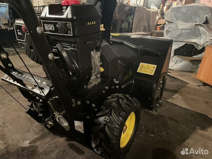 Снегоуборщик champion st 761 bs