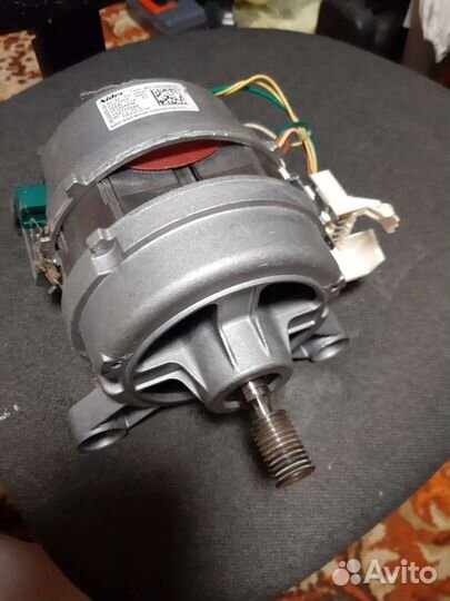 Двигататель стиральной машины