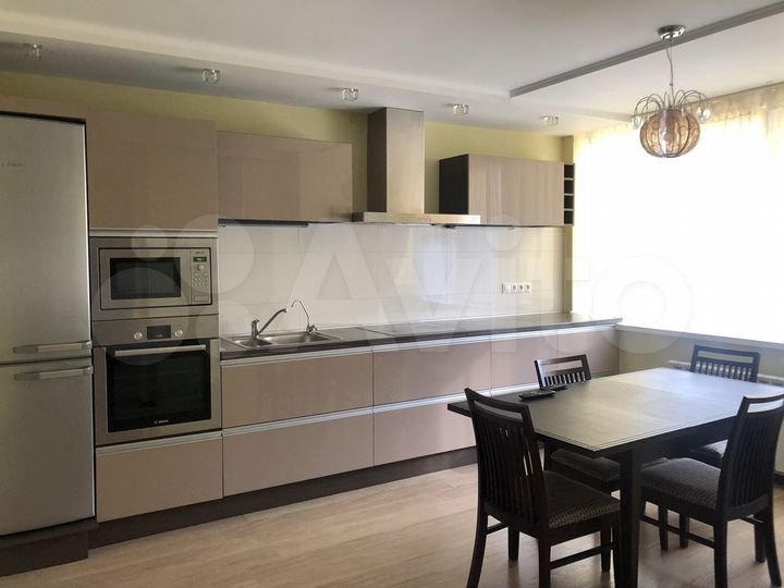 2-к. квартира, 75 м², 5/17 эт.