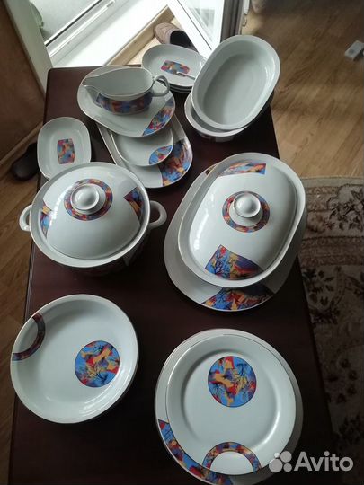 Столовый сервиз новый