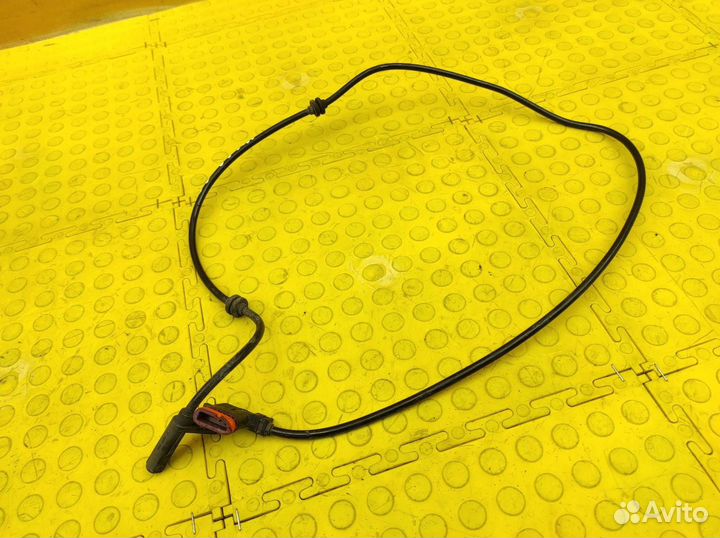 Датчик ABS задний Mercedes-Benz W204 M271.820 1.8T