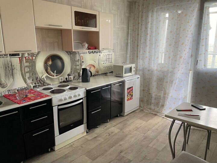 1-к. квартира, 50 м², 3/10 эт.