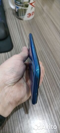 Samsung Galaxy A50, 4/64 ГБ