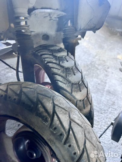 Колесо для Скутера Ямаха аксис переднее