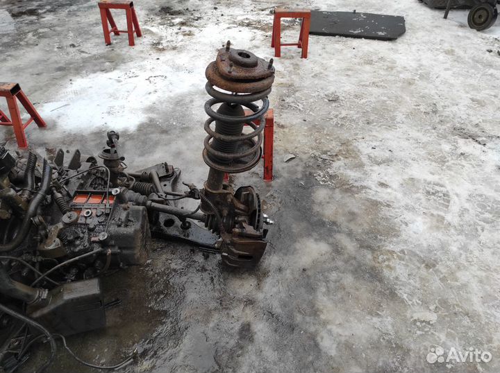 Стойка,суппорт,кулак для чери фора, Лансер 9