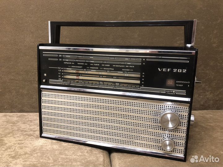 VEF 202 с FM /фм классический черный