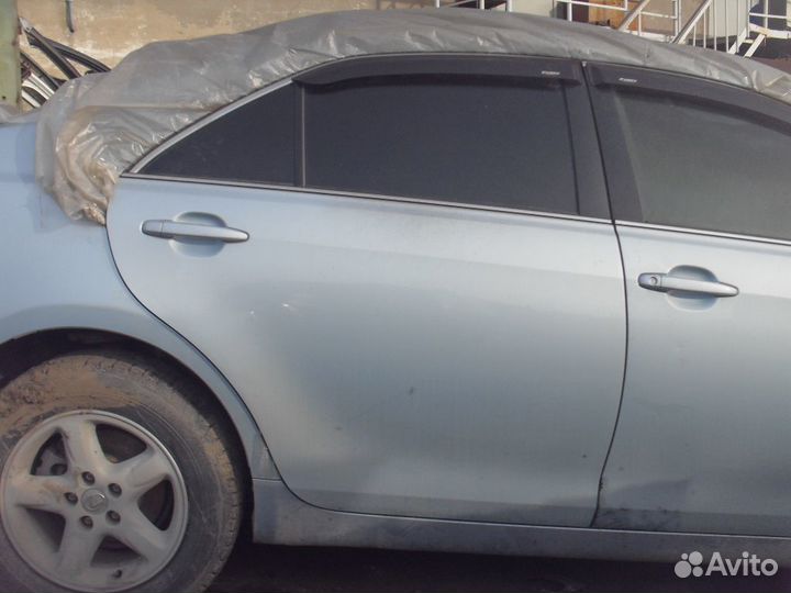 Дверь задняя правая 6700333170 Toyota Camry V40