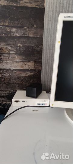 Монитор Samsung syncmaster 710n