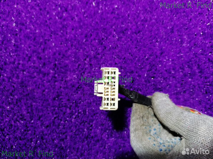 Разъем переключателя поворотников Toyota Ipsum