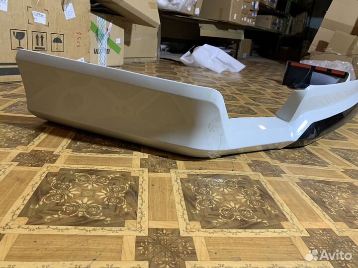 Губа задняя Toyota Prado 150 Black Onyx Бел Дефект