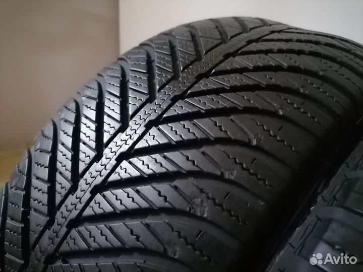 Goodyear Vector 4Seasons 225/55 R16 101