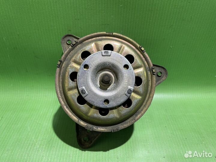 Вентилятор радиатора Renault Logan 2005-2014