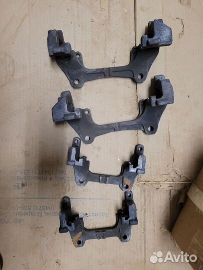 Тормозные скобы Volvo